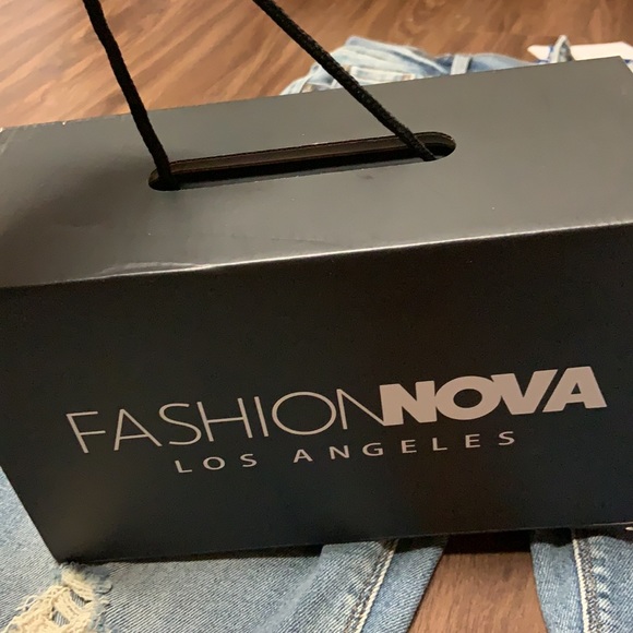 Soirée Secrets Heeled Sandals by Fashion Nova - Picture 4 of 4